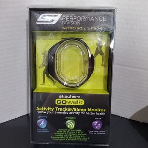 Activity tracker 🚶‍♂️🚶‍♀️Open Box Skechers go walk L👀K